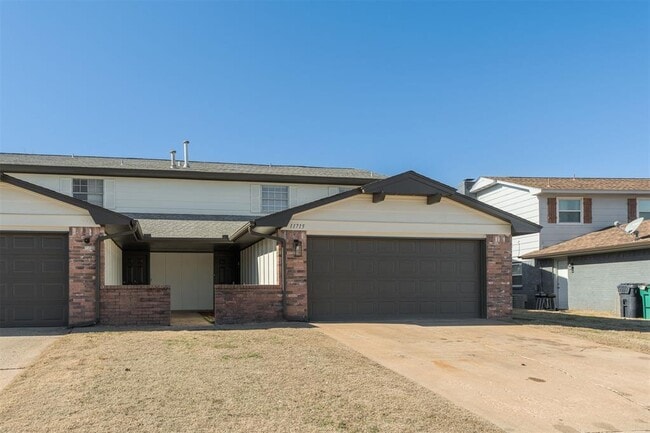 Building Photo - 11715 N Francis Ave