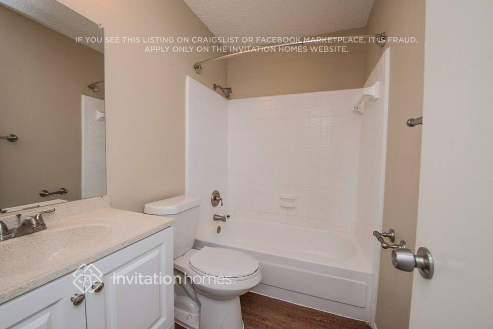 Building Photo - 831 Wyndham Pl