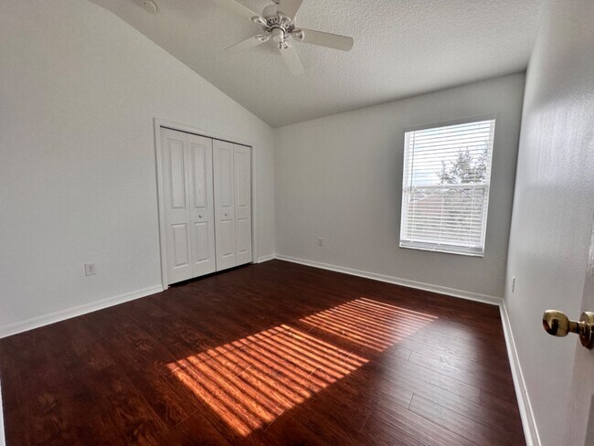 Building Photo - 2718 Lucas Lakes Ln