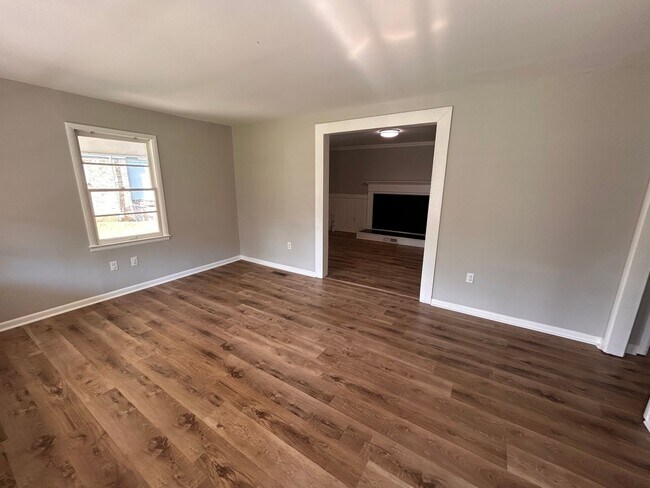Building Photo - 3908 Timbercrest Dr NW