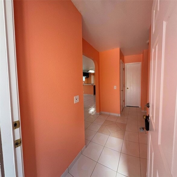 Building Photo - 5005 Daymon Ct