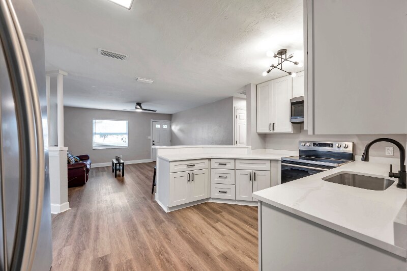 Building Photo - 9850 55th Way N