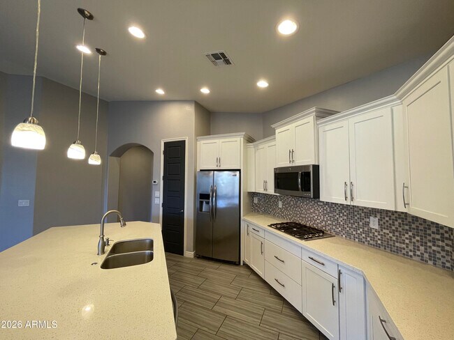 Building Photo - 10154 Theorem Dr