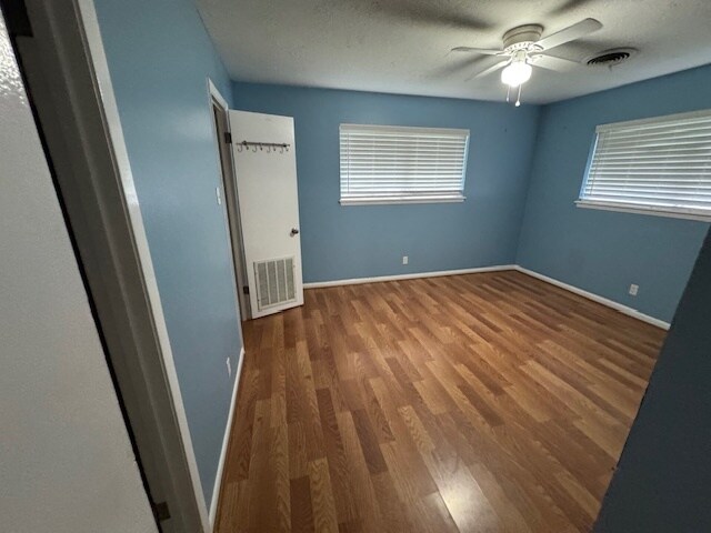 Building Photo - 3809 Spring Holw