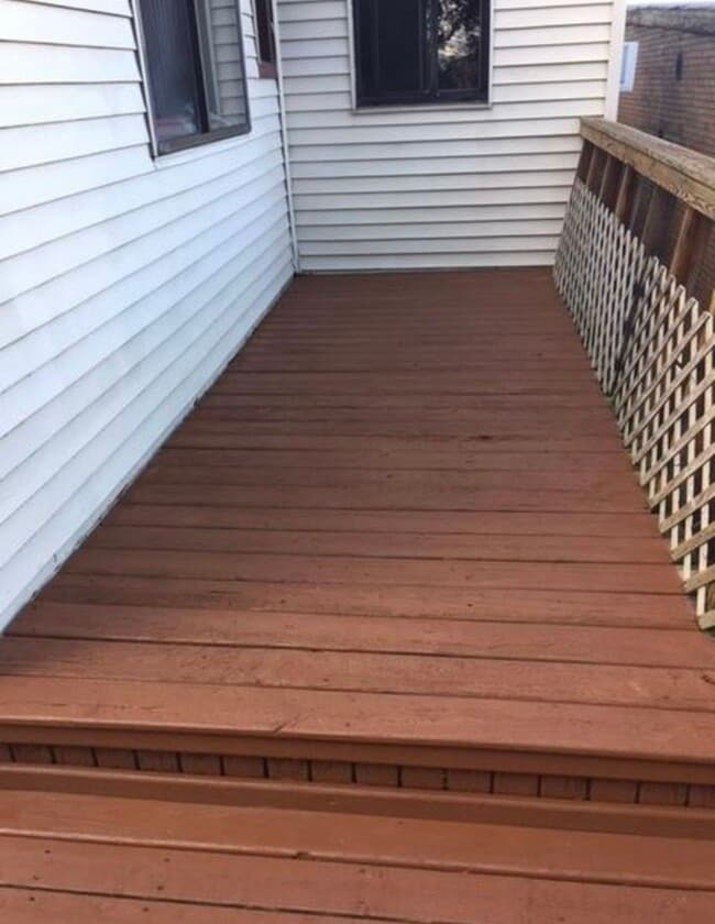 rear deck - 128 W Sycamore St