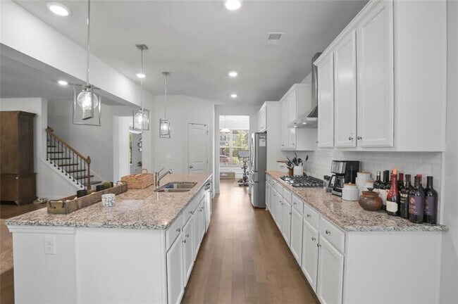 Building Photo - 5140 Carol Wy
