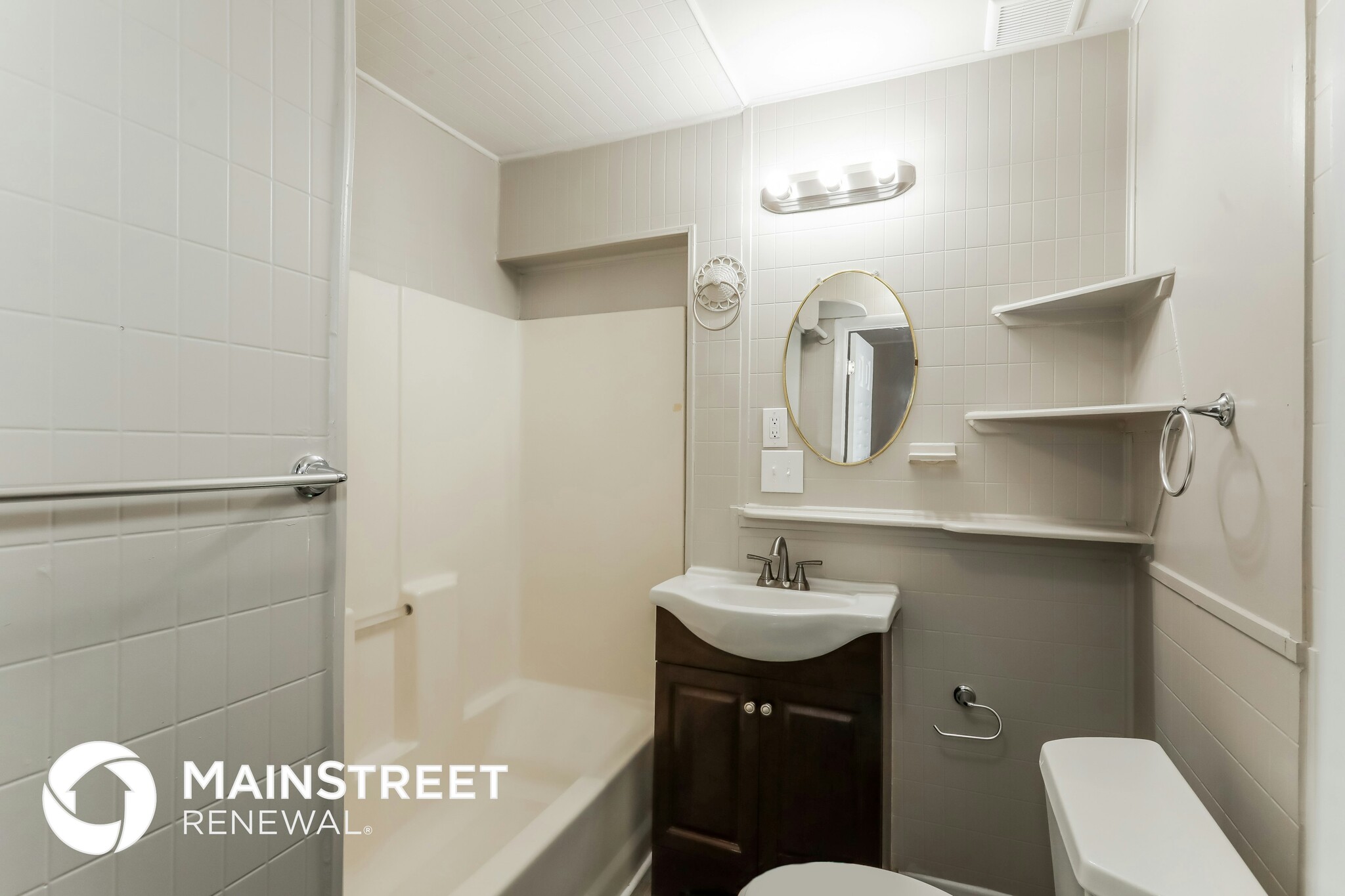 Building Photo - 3114 Hampton Ave E