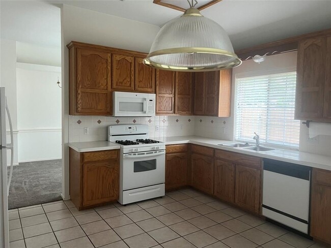 Building Photo - 209 Bryce Canyon Dr