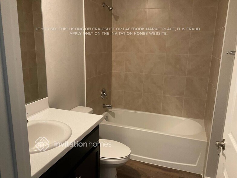 Building Photo - 2288 Bonn Ct