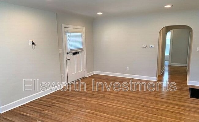 Building Photo - 1631 Brookes Ave