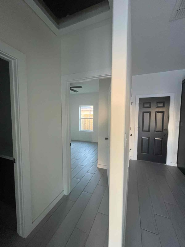 Building Photo - 1806 Atrium Pl Dr