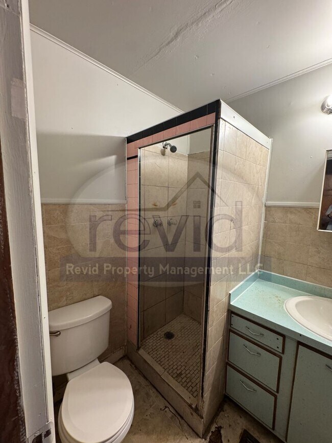 Building Photo - 1445 Luverne St