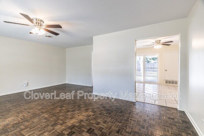 Building Photo - 6331 Peace Pipe Dr