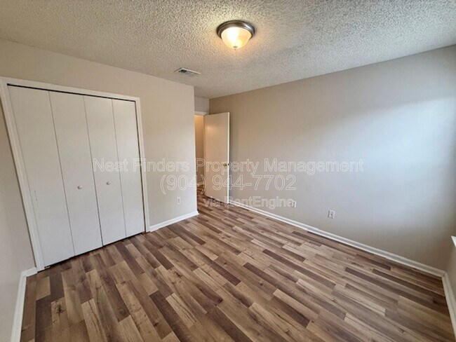 Building Photo - 12344 Sondra Cove Trail N