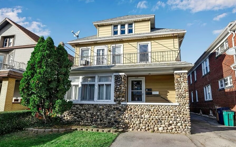 Building Photo - 248 Hartwell Rd