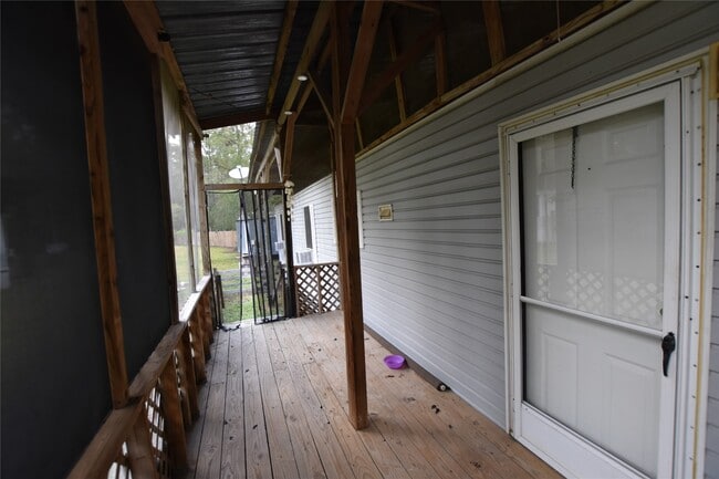 Building Photo - 21326 Big Tree Dr