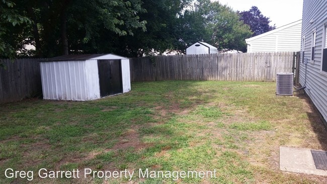 Building Photo - 3 br, 1.5 bath House - 1406 Hardy Cash Dr