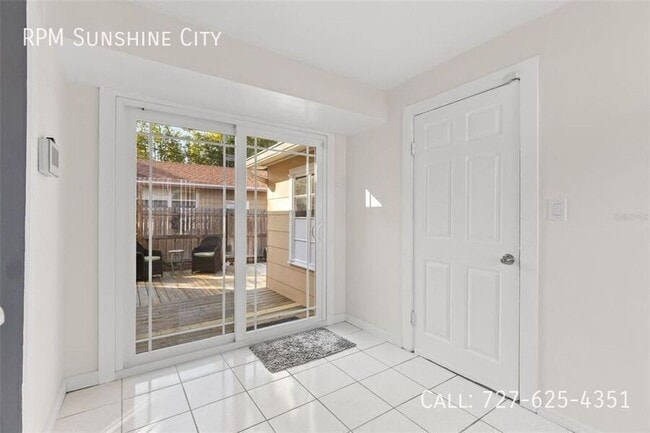 Building Photo - 4401 3rd Ave N