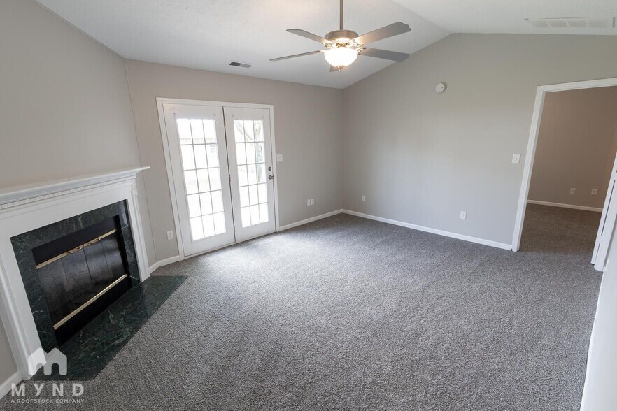 Building Photo - 2205 Autumn Creek Dr