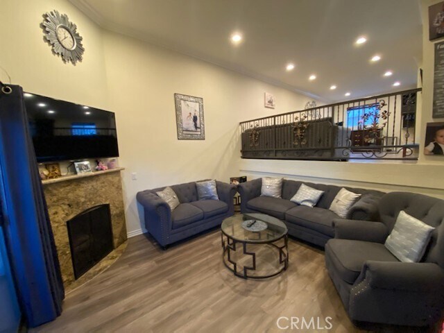 Building Photo - 13601 Valerio St