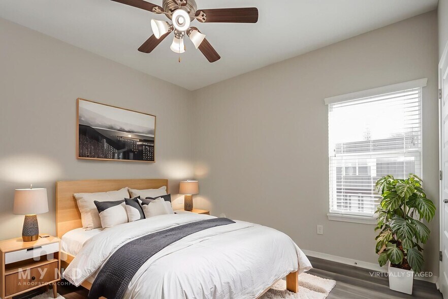 Building Photo - 1730 N Reno Dr