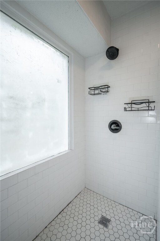 Building Photo - 2400 Rays Church Rd