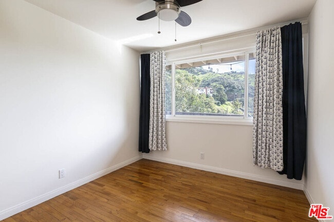 Building Photo - 2470 Zorada Dr