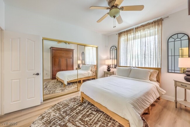 Building Photo - 249 Timber Hollow St