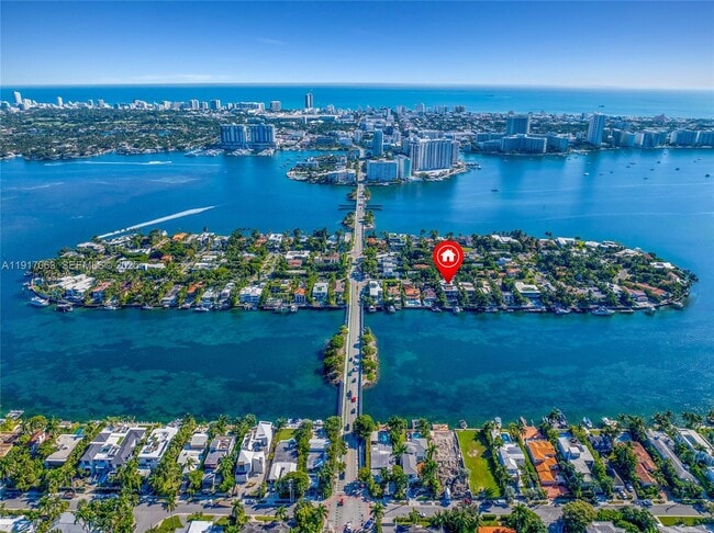 Building Photo - 200 W Rivo Alto Dr