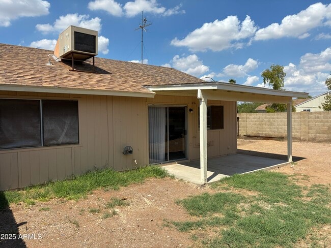 Building Photo - 3233 W Mohawk Ln