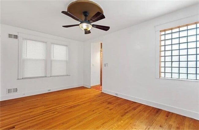 Building Photo - 2221 Wightman St