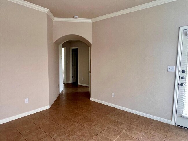 Building Photo - 929 Coulee Dr