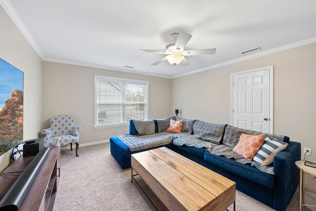 Building Photo - 9429 Shallcross Way