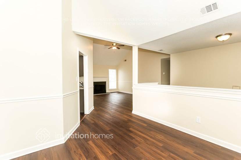 Building Photo - 1131 Collyns Ct