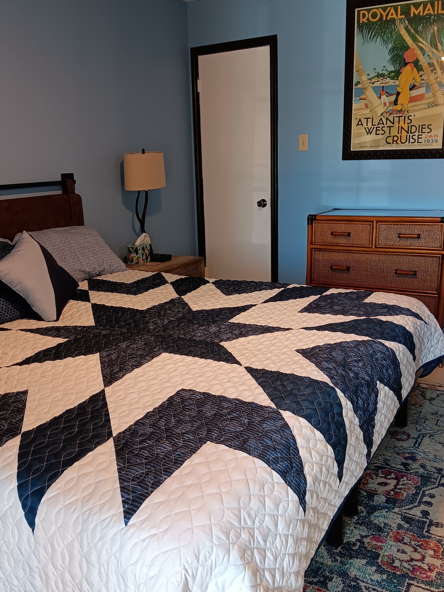 Bedroom 1 with California, adjustable split king - 15421 Seamount Cay Ct