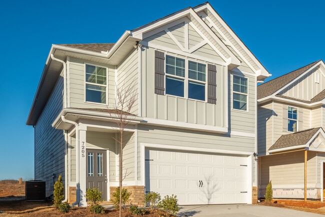 Building Photo - 7205 Chatfield Way
