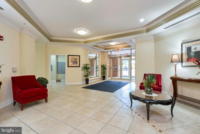 Building Photo - 4490 Market Commons Dr