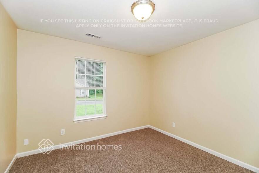 Building Photo - 2038 Samantha Dr