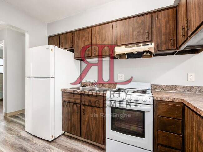 Building Photo - 155 N 17th St