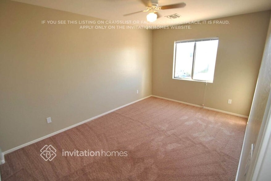 Building Photo - 12334 W Windrose Dr