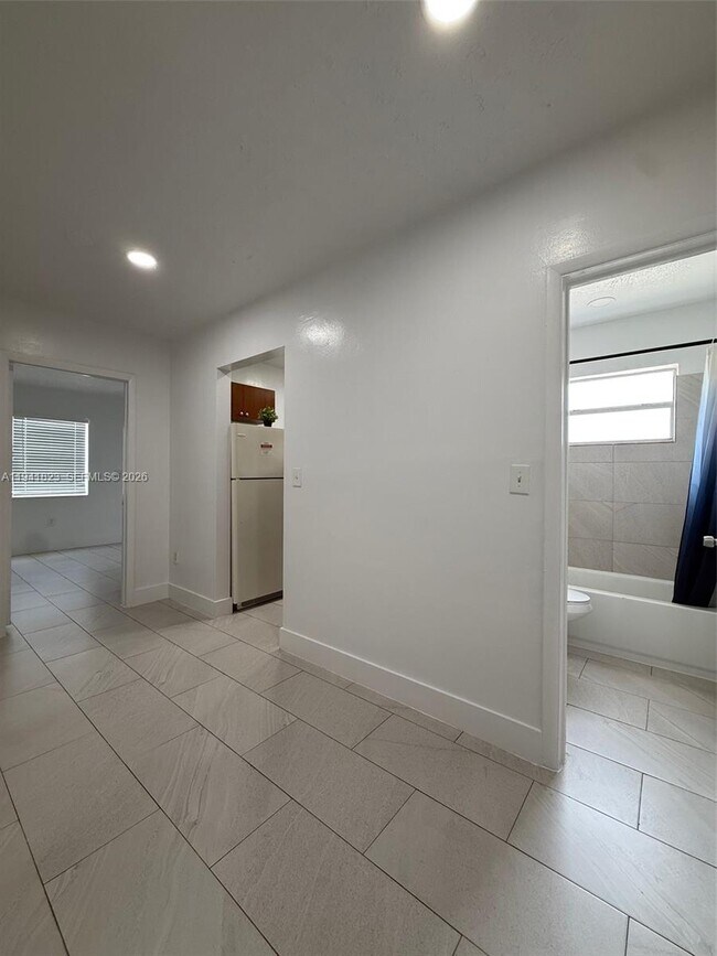 Building Photo - 600 NW 116th Terrace