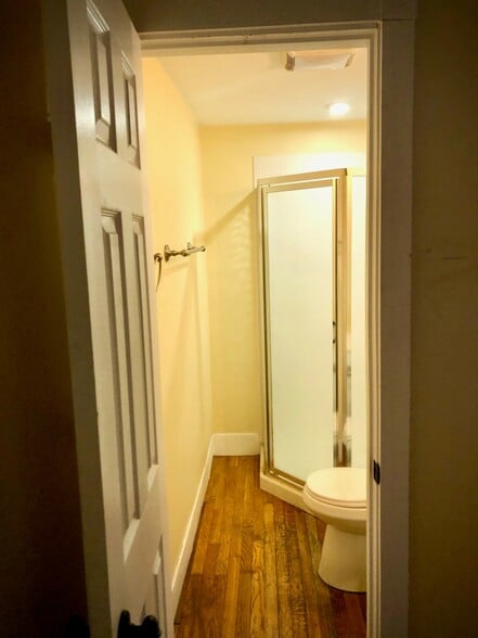 Building Photo - 5-7 Blake St