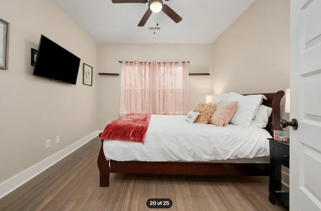 Room #2 - 849 Cherokee Ave