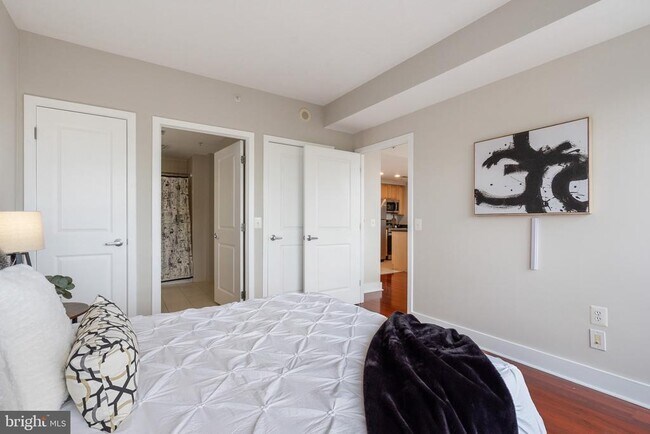 Building Photo - 2001 15th St N