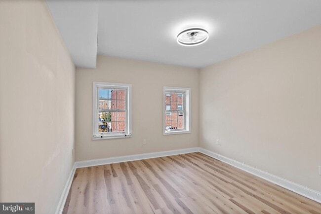 Building Photo - 919 Stiles St