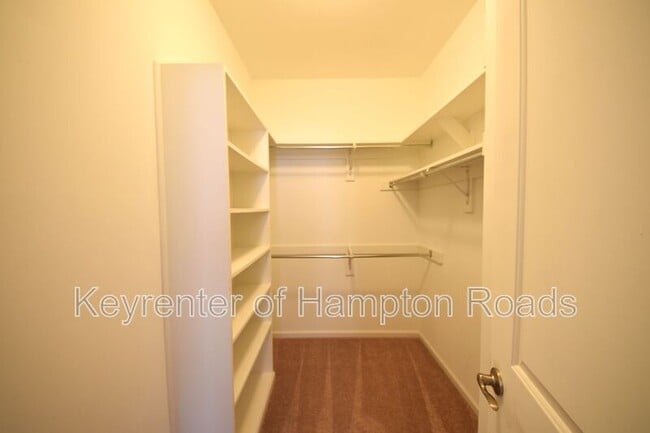 Building Photo - 1407 Rollesby Way