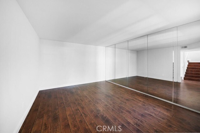 Building Photo - 73 Summerstone