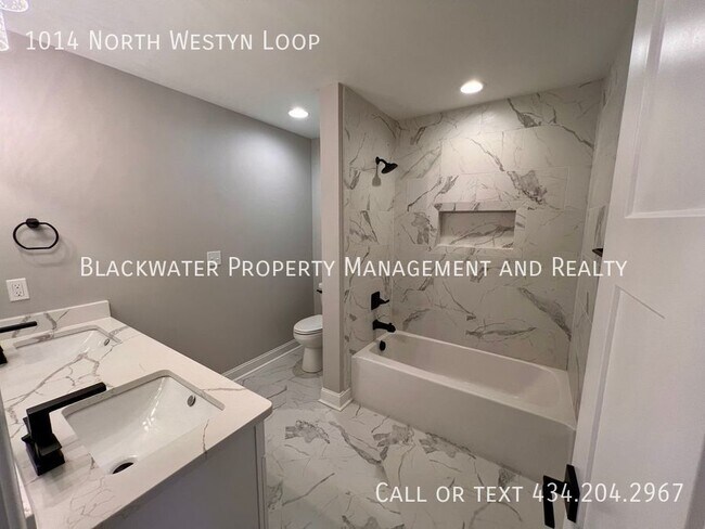 Building Photo - 3 Bedroom Townhome in Westyn Village!