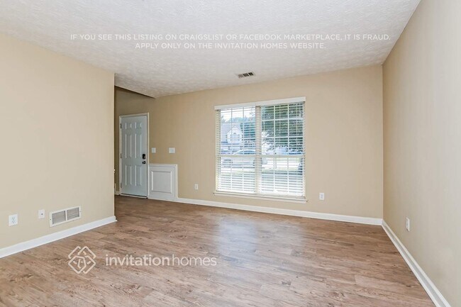 Building Photo - 1725 Stoneoak Cir