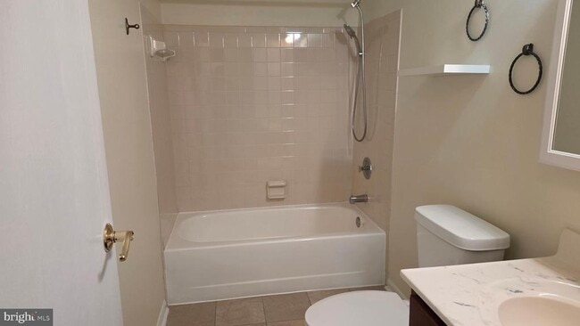 Building Photo - 3933 Greencastle Rd